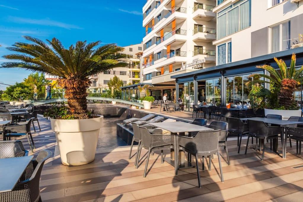 Seaview Luxury Suite By Ps Golem  Exterior photo